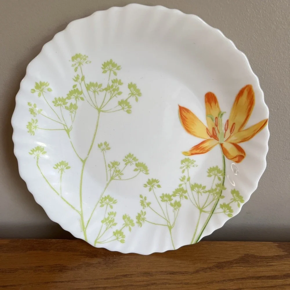 Vintage‎ Luminarc France Salad Plate Floral Orange Day Lily MCM Cottagecore RARE